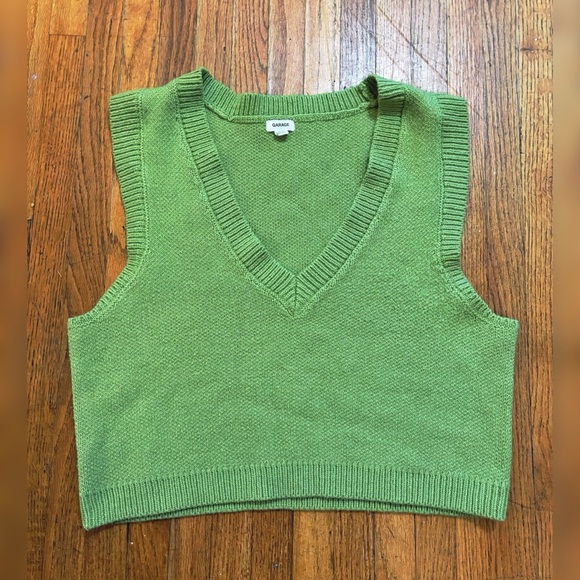Garage Crop Green Sweater Vest - Picture 1 of 4